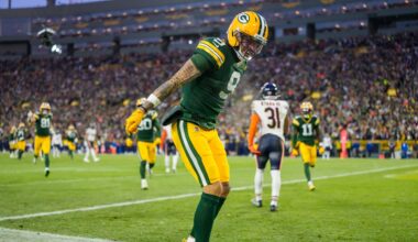 Chicago Bears v Green Bay Packers - NFL 2025