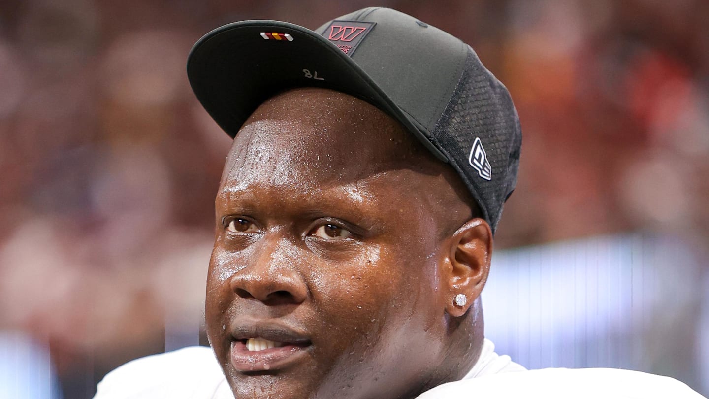 Commanders' Laremy Tunsil leaves Giants game with multiple injuries