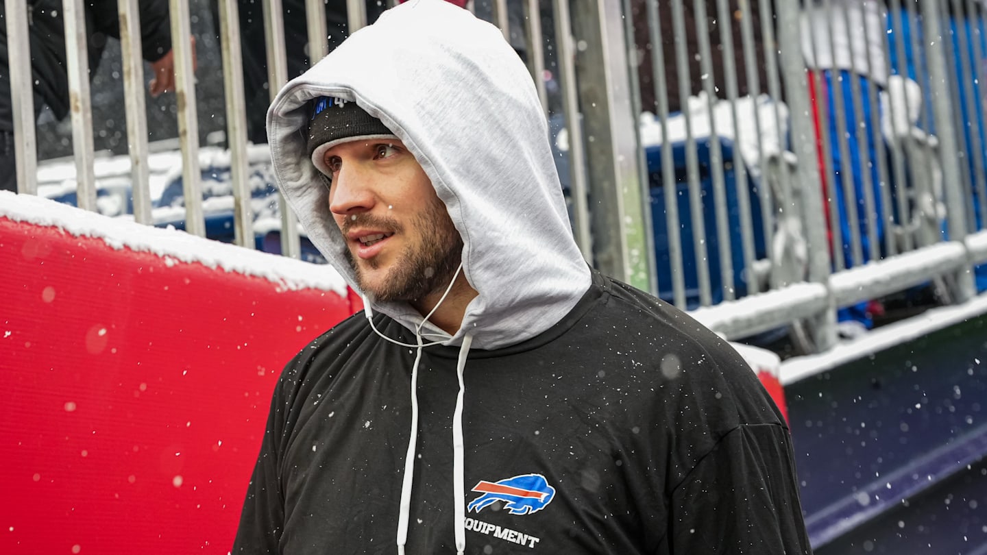 Josh Allen gutting it out after sideline incident caught on camera