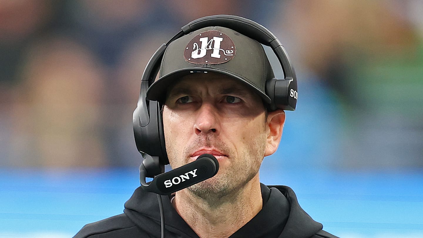 Shane Steichen of the Indianapolis Colts walks the sideline
