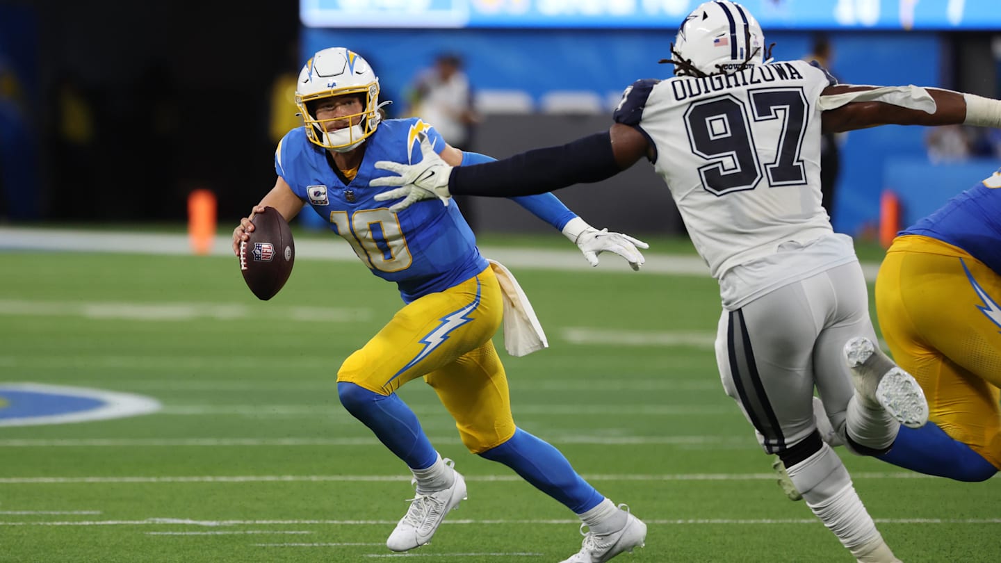 Chargers open as shocking Week 16 underdogs against lame-duck Cowboys