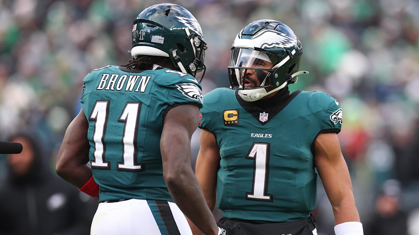 Jalen Hurts Silences Noise, Eagles Rebound vs. Raiders