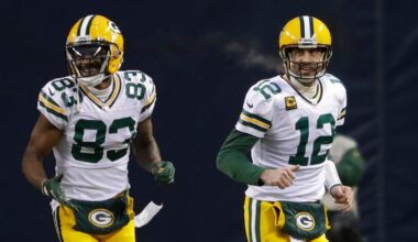 Aaron Rodgers, Former WR Connect for First Steelers TD
