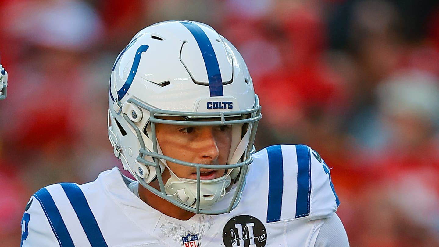 Michael Badgley of the Indianapolis Colts misses a kick