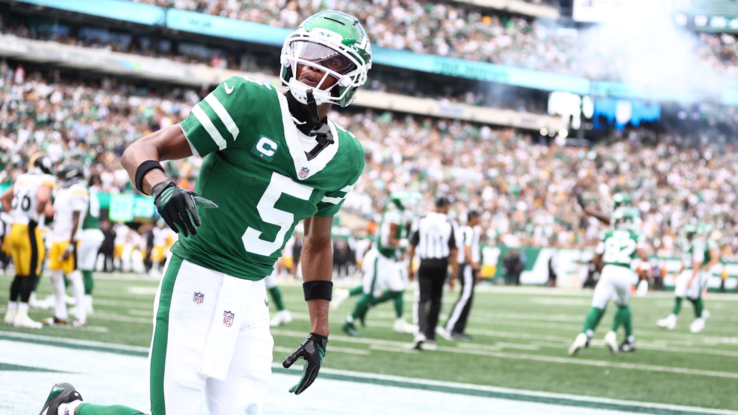 Why Jets Aren't Rushing Garrett Wilson Back