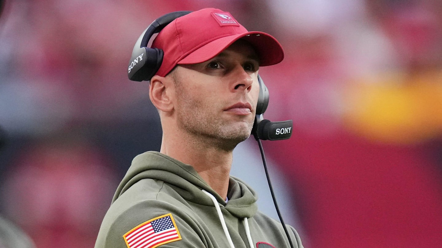 Is Jonathan Gannon Coaching For His Job vs Falcons?