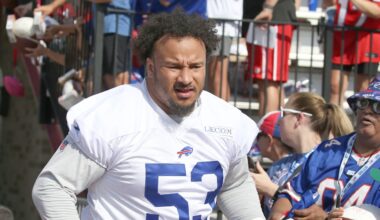 Cleveland Browns sign veteran offensive lineman on Christmas Eve