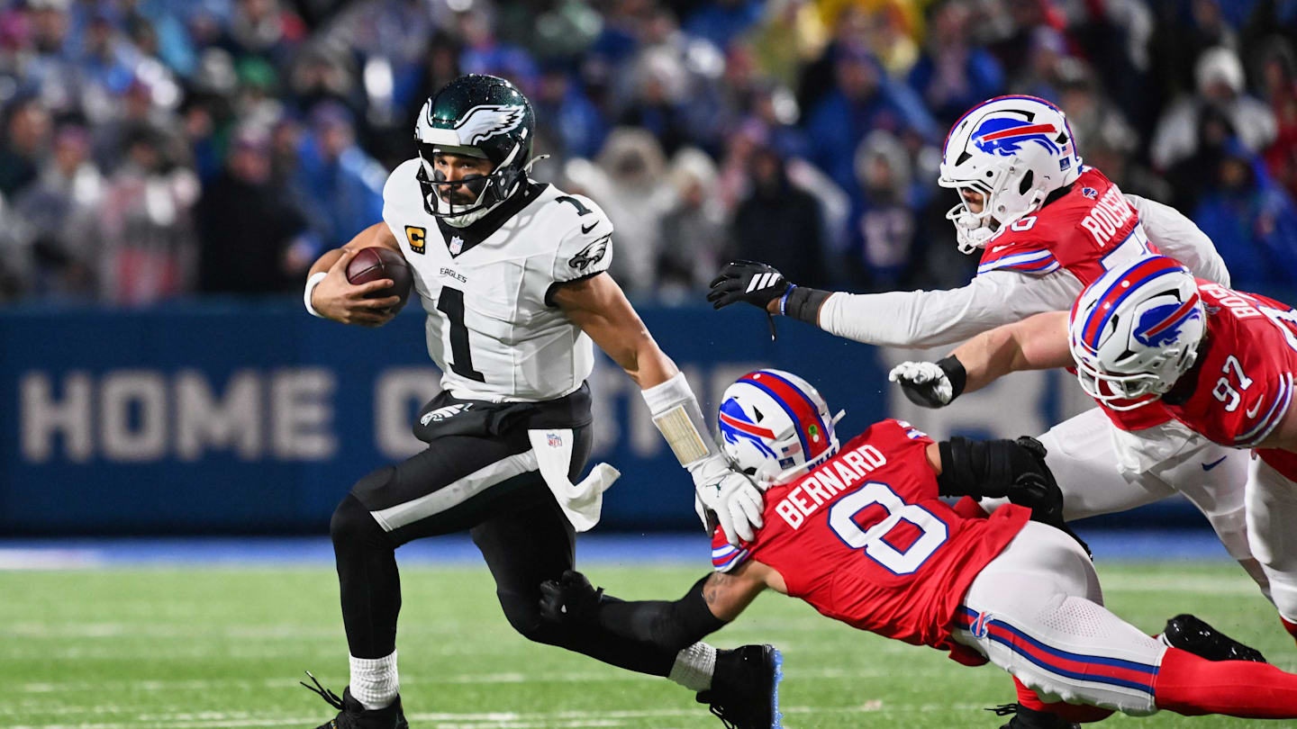 Bills' AFC East reign on ropes after rare first-half shutout at Highmark Stadium