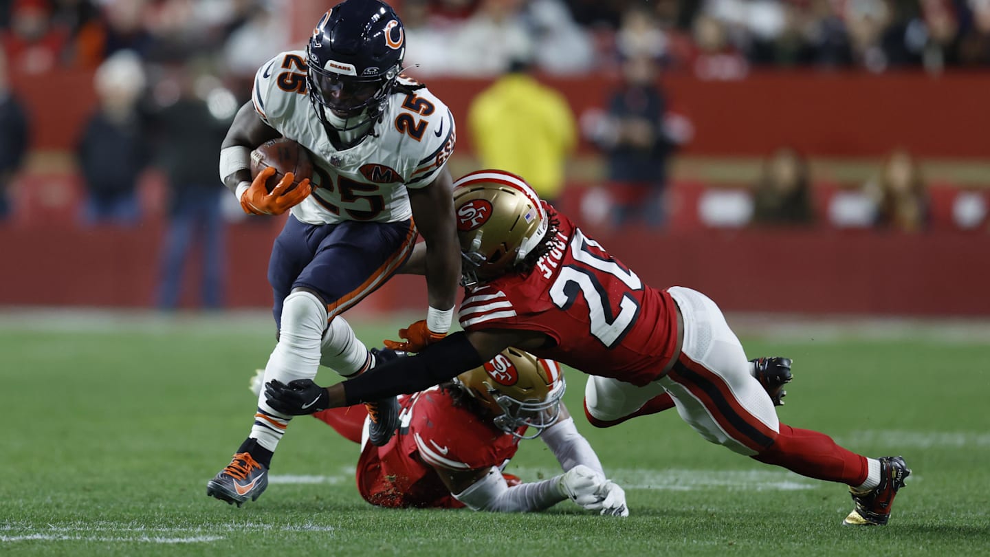 Surprise play calls Ben Johnson regrets from Bears' loss to 49ers