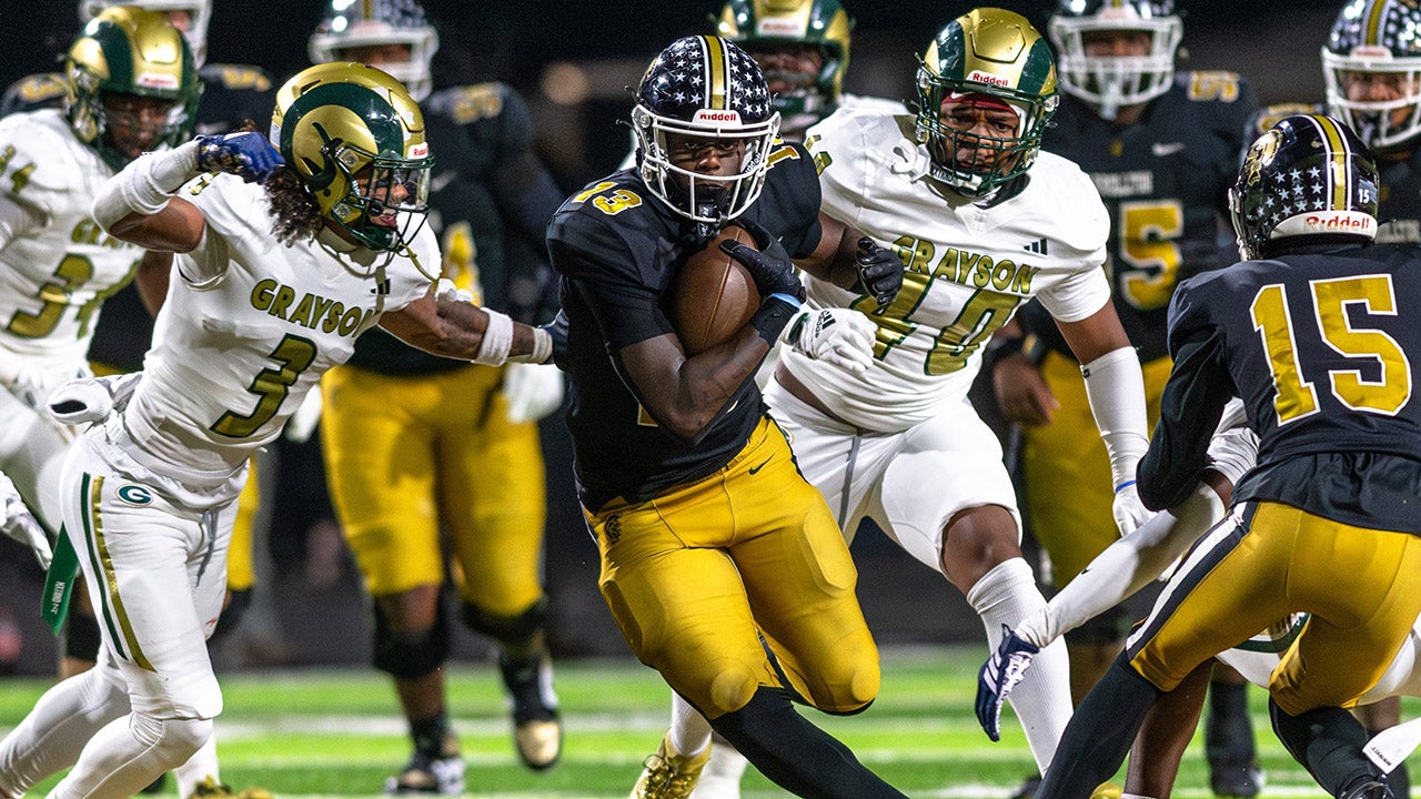 No. 1 Carrollton beats North Gwinnett 48-21 in Georgia AAAAAA semifinals