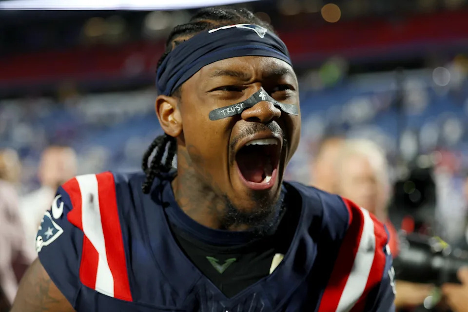 ORCHARD PARK, NEW YORK - OCTOBER 05: Stefon Diggs #8 of the New England Patriots celebrates after defeating the Buffalo Bills in the game at Highmark Stadium on October 05, 2025 in Orchard Park, New York. (Photo by Timothy T Ludwig/Getty Images)
