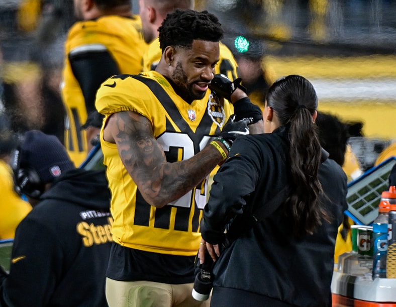 Pittsburgh Steelers CB Darius Slay