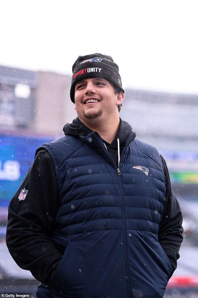 Patriots rookie offensive lineman Will Campbell put on a show at a Boston Celtics game