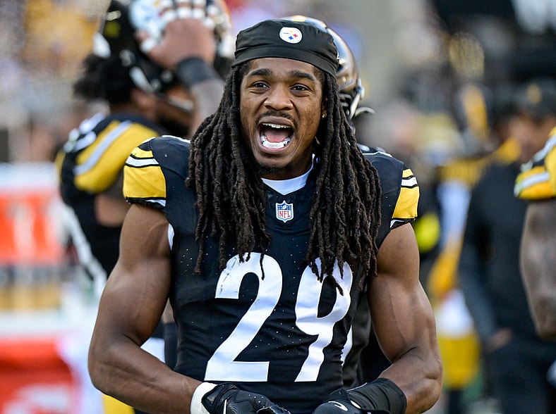 Pittsburgh Steelers S Kyle Dugger