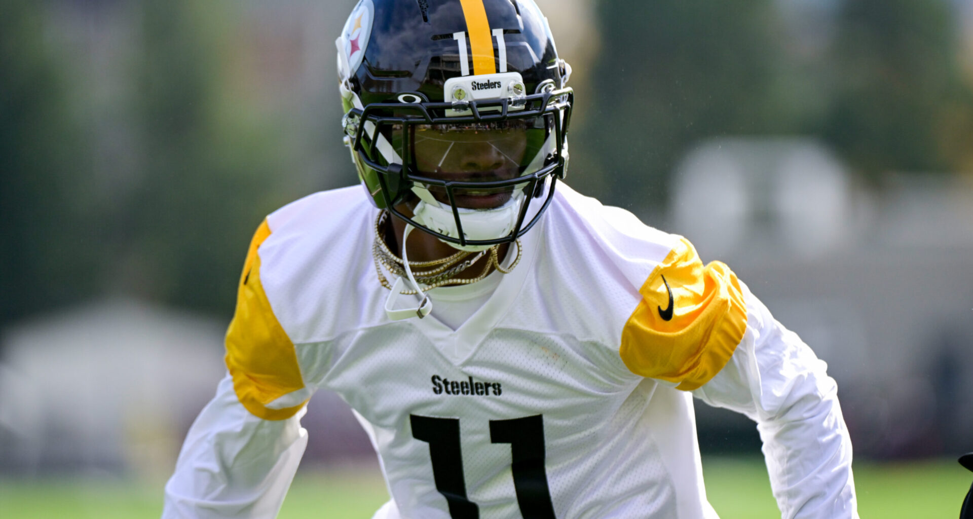 Steelers to Sign Veteran Wide Receiver for Monday Night Football