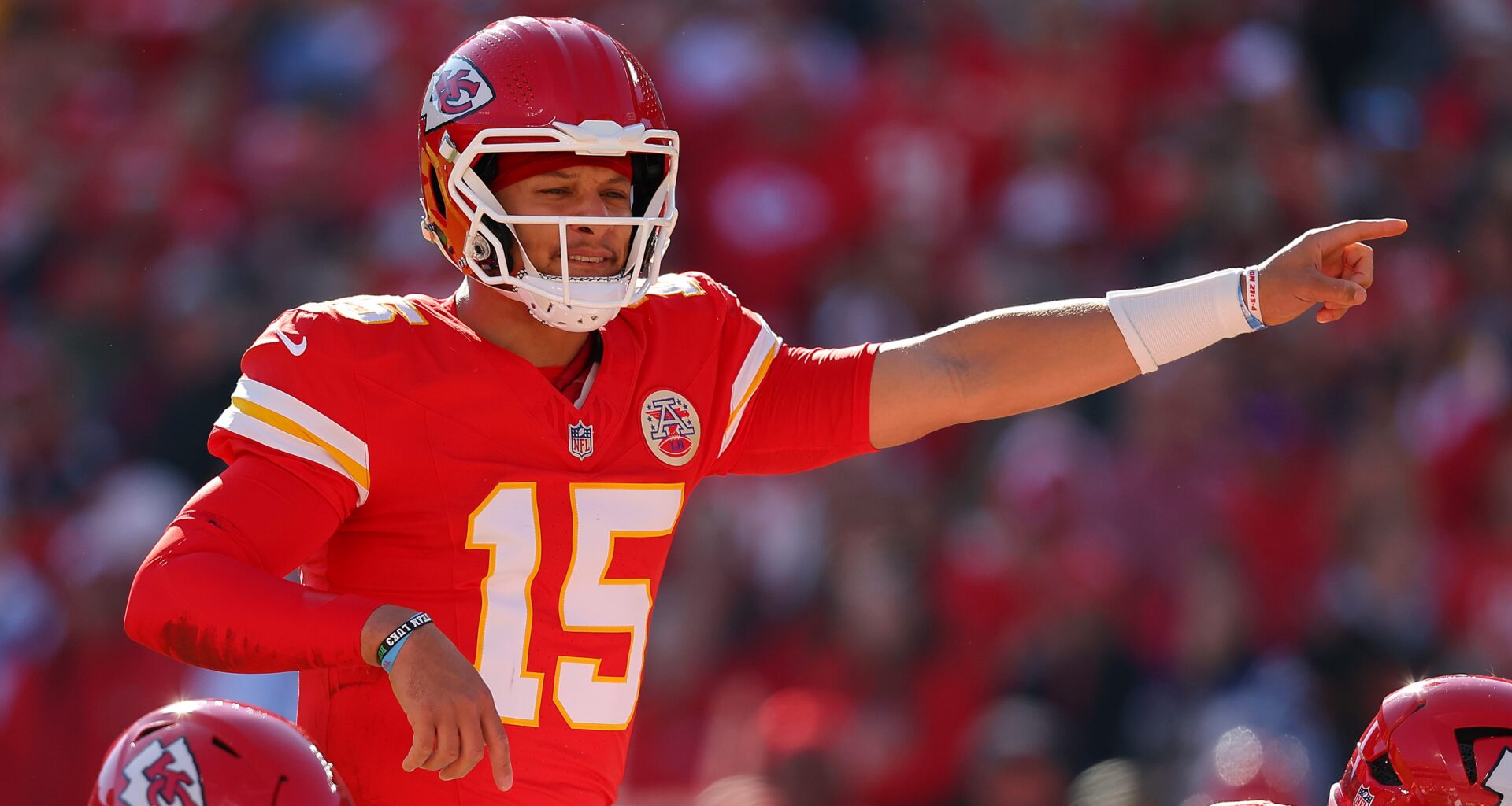 Patrick Mahomes' Mentor Issues Blunt Warning to Chiefs: 'Major Panic Time'