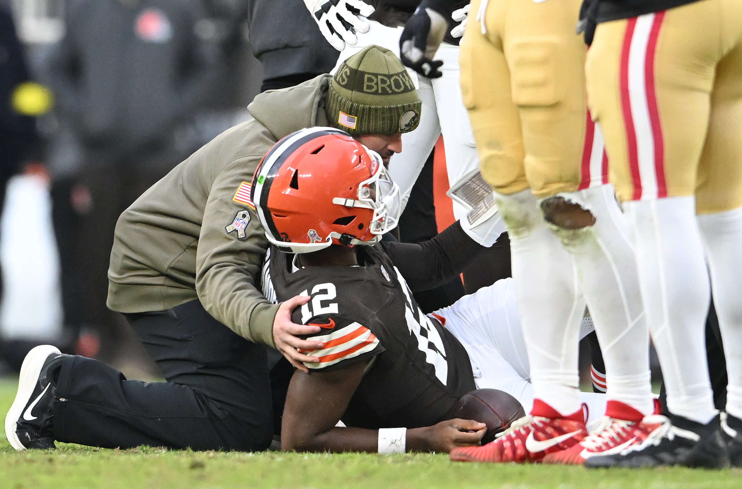 Daily Dawg Chow 12/01: Browns lose to 49ers, fall to 3-9 on the season
