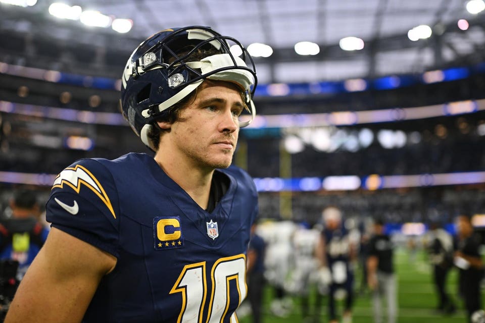 Raiders Chargers Football