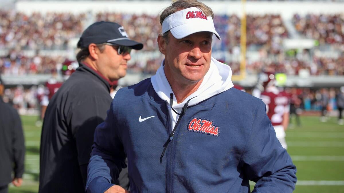 College football power ratings: Ole Miss drops out after Lane Kiffin departure