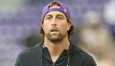 Why 49ers Should Sign Former 2-Time Pro Bowl WR