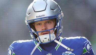 Shaun Alexander Gives Clear Message to Seahawks’ Sam Darnold