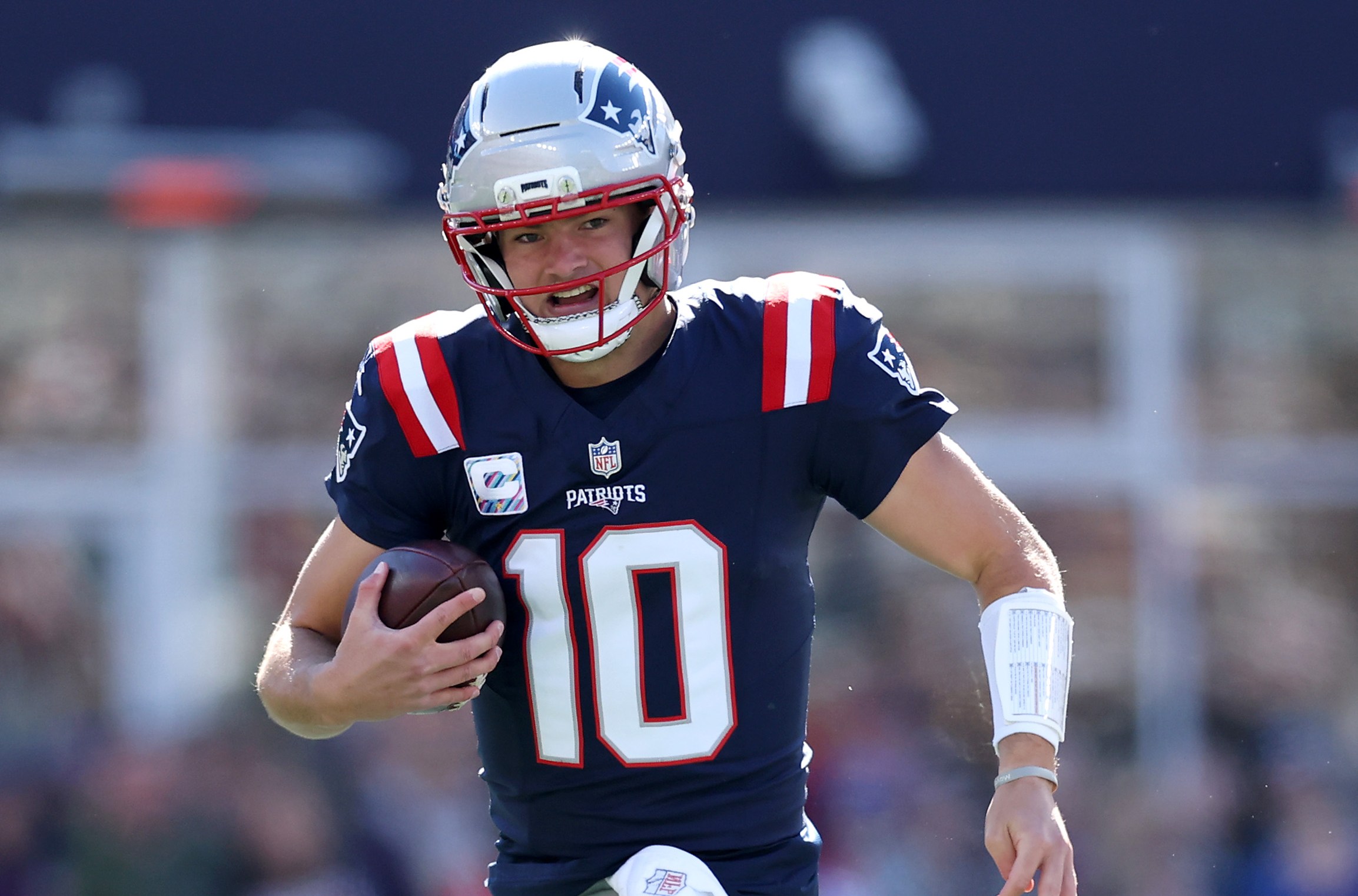 Patriots links 11/28/25: Drake Maye on the run