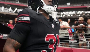 Arizona Cardinals running back Emari Demercado (31) takes the field before their game against the Tennessee Titans at State Farm Stadium in Glendale on Oct. 5, 2025. © Joe Rondone/The Republic / USA TODAY NETWORK via Imagn Images