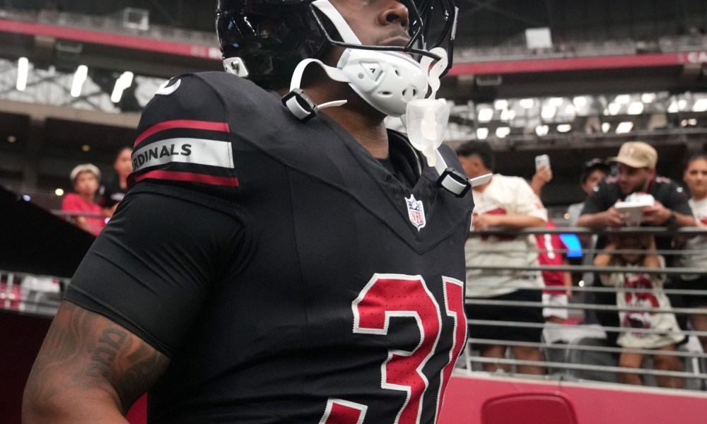 Arizona Cardinals running back Emari Demercado (31) takes the field before their game against the Tennessee Titans at State Farm Stadium in Glendale on Oct. 5, 2025. © Joe Rondone/The Republic / USA TODAY NETWORK via Imagn Images