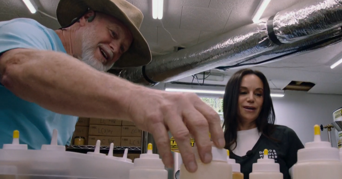 Panthers owners help North Carolina bee farm recover after Hurricane Helene