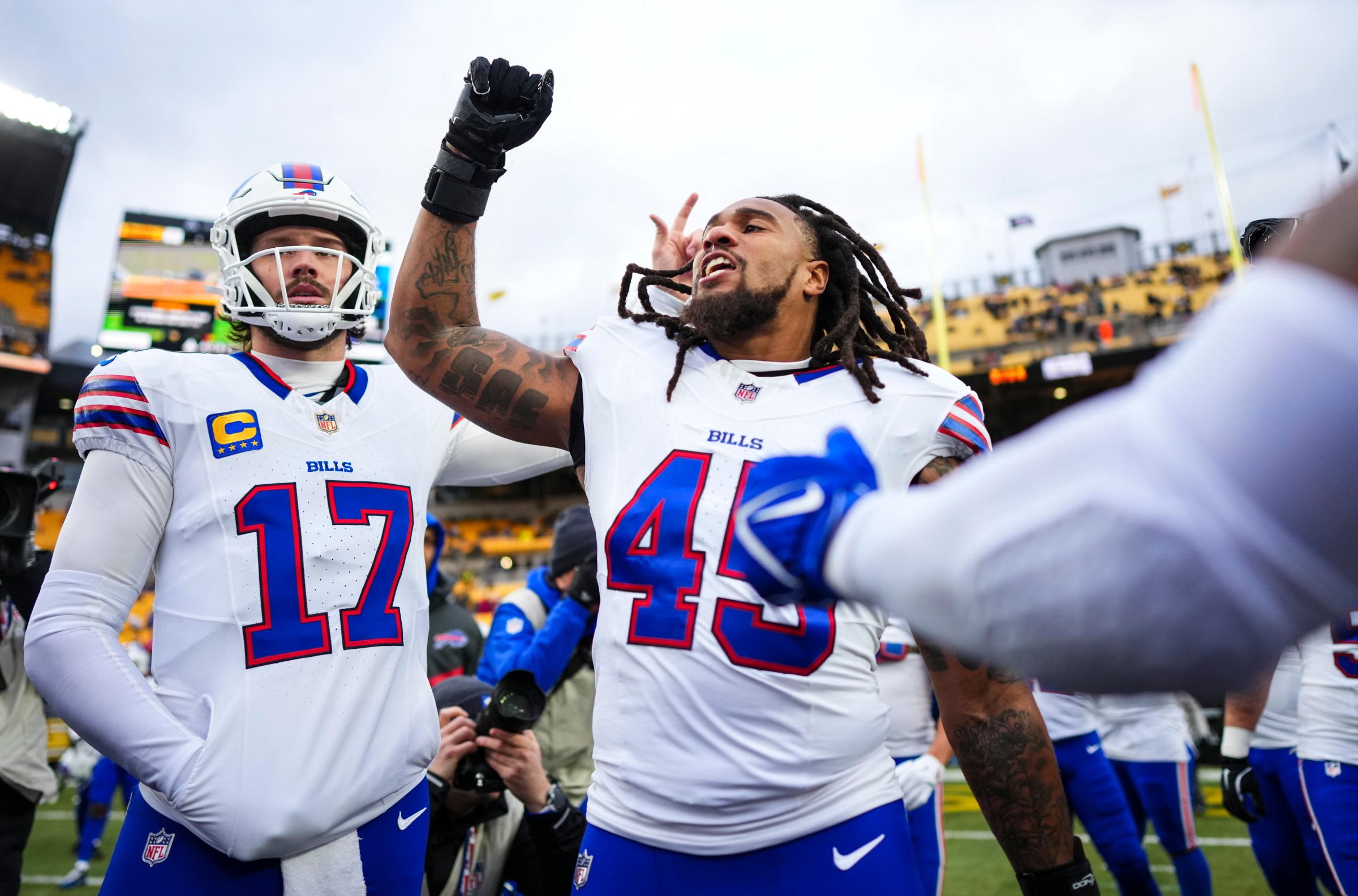 PITTSBURGH, PA - NOVEMBER 30: Shaq Thompson #45 of the Buffalo Bills leads a huddle prior to an NFL football game against the Pittsburgh Steelers at Acrisure Stadium on November 30, 2025 in Pittsburgh, Pennsylvania. (Photo by Cooper Neill/Getty Images)