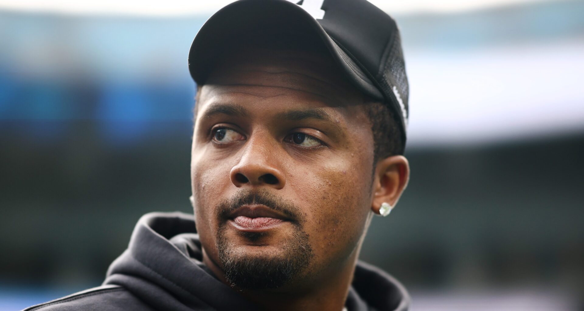 Browns Make $135 Million Decision on Deshaun Watson Ahead of Titans Game