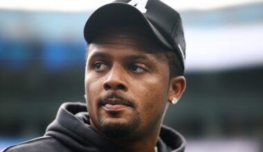 Browns Make $135 Million Decision on Deshaun Watson Ahead of Titans Game