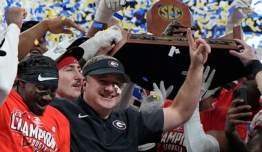'Doubted' Georgia cruises past Alabama, wins SEC title