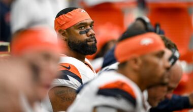 Broncos sign veteran TE Marcedes Lewis to 53-man roster