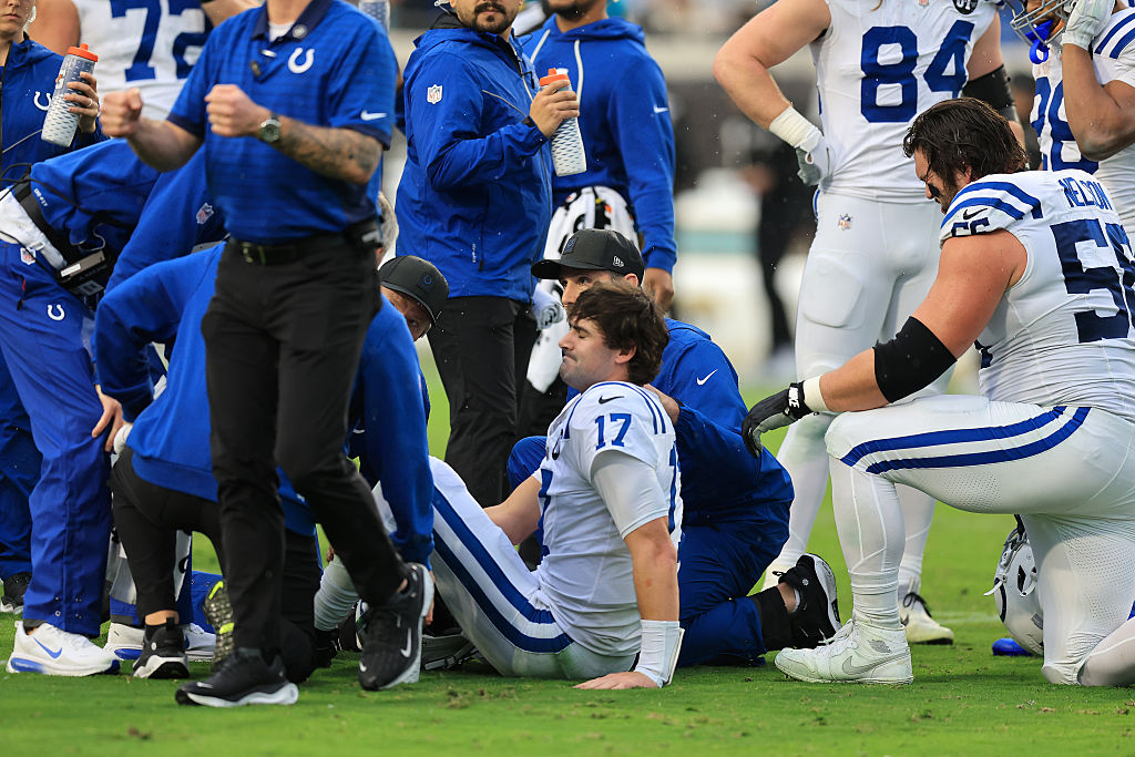 Daniel Jones Suffers Torn Right Achilles