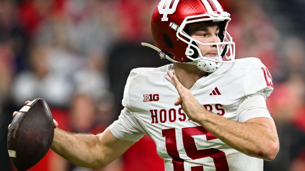 Mendoza, Pavia, Love, Sayin named Heisman Trophy finalists