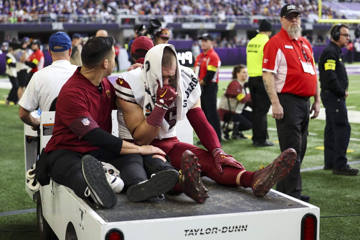 Commanders TE Zach Ertz out for season after tearing ACL