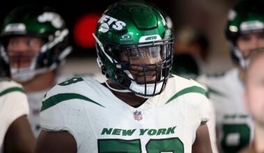 Ravens Swap out Ex-Jets Busts Carl Lawson, Laken Tomlinson