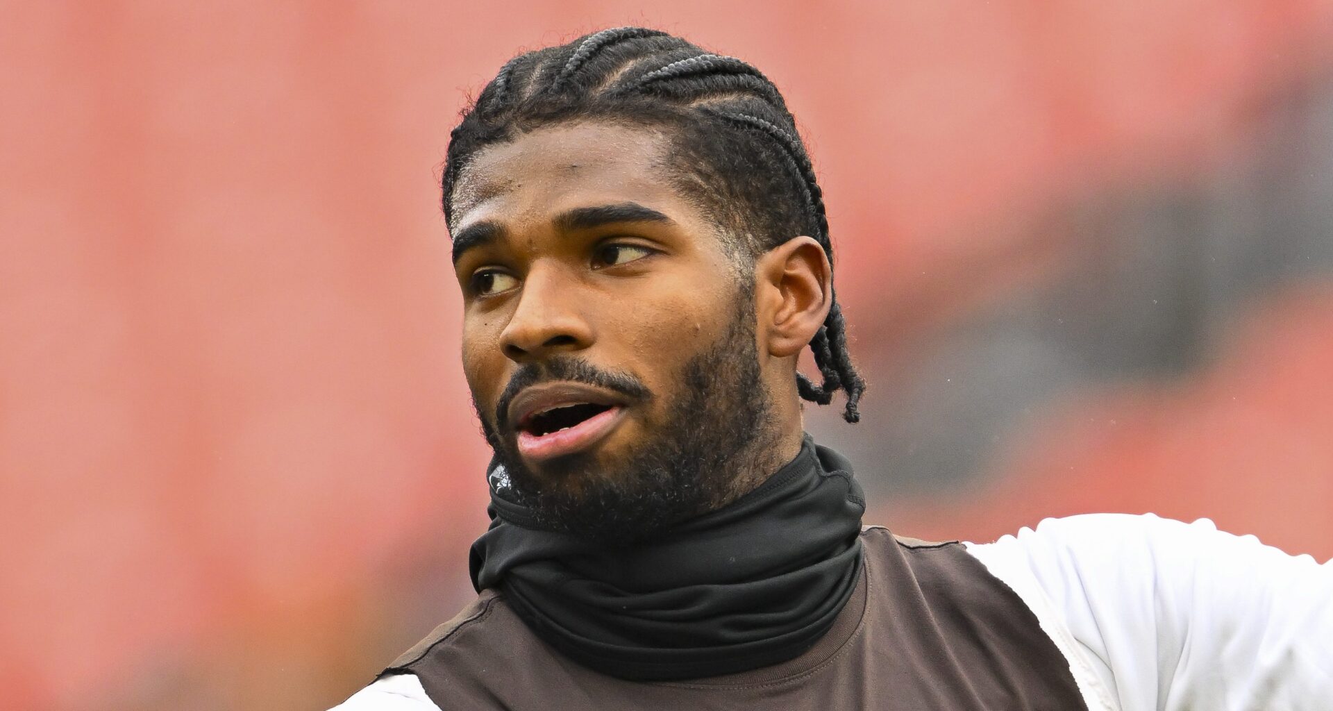 Browns’ Shedeur Sanders Fires Off 2-Word Response to Embarrassing Rumor