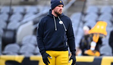 Steelers’ T.J. Watt hospitalized with lung issue