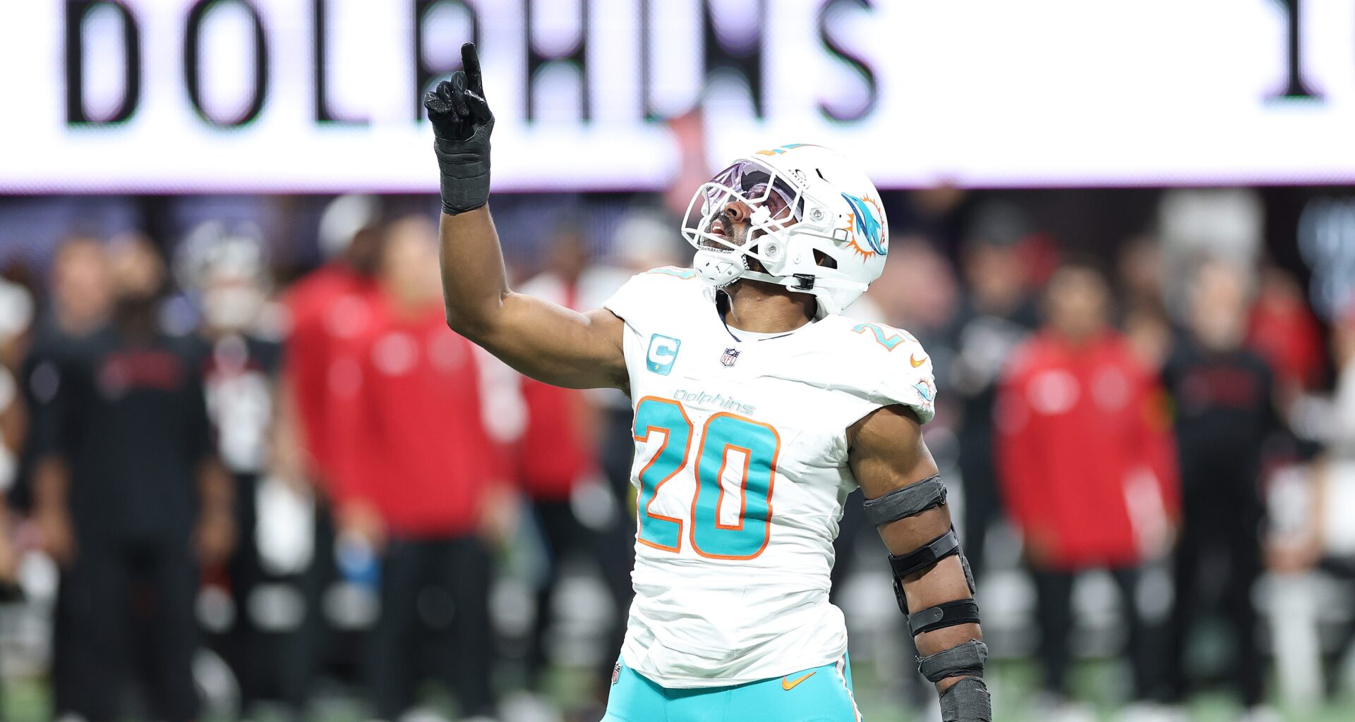 Dolphins DC considered 'Top' Head Coaching Candidate