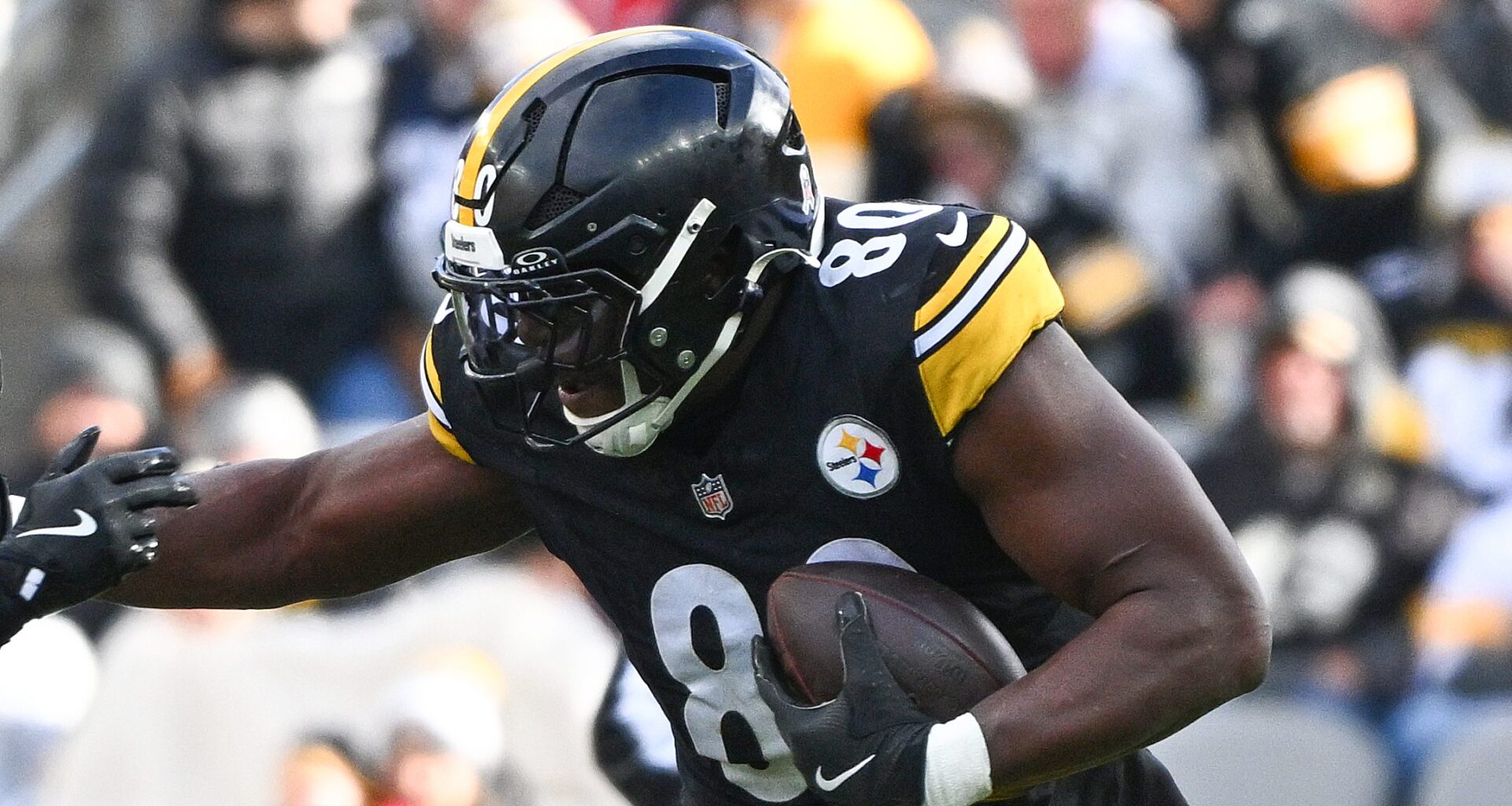 Steelers Predicted To Have Unexpected Weapon Against Dolphins on MNF