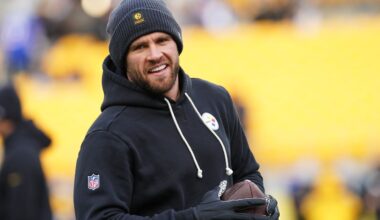 Steelers LB TJ Watt has surgery to repair a partially collapsed lung caused by a dry-needling issue