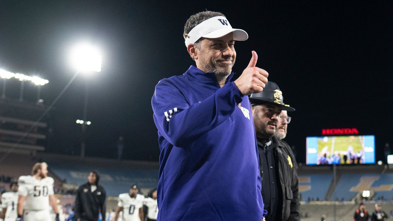 Jedd Fisch brushes off Michigan talk, focuses on Washington's showdown with Boise State in LA Bowl