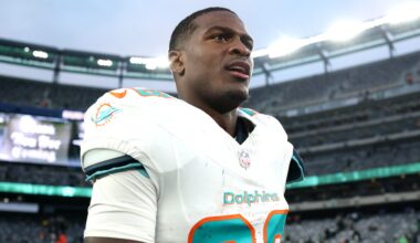 Dolphins' De'Von Achane Sends Clear Message on Facing Jalen Ramsey