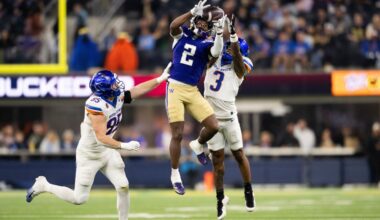 Williams throws 4 TD passes and Washington has 5 INTs in 38-10 rout of Boise State in LA Bowl