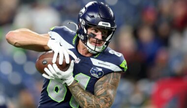 Seahawks Sign Veteran Tight End to Contract Extension Ahead of Colts Game