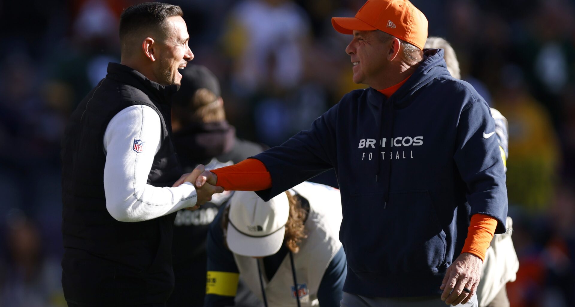 Broncos LB Dre Greenlaw in Middle of Pregame Fight Vs. Packers