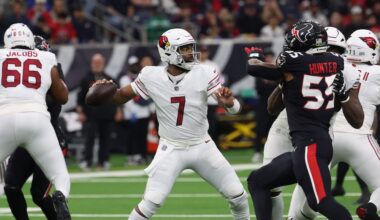 Jacoby Brissett (No. 7) winds up to attempt a pass for Arizona versus Texans in 2025.