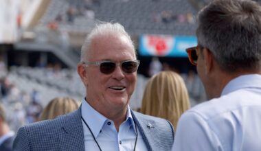 Who was on the other end of Stephen Jones’ walkie-talkie? Cowboys’ EVP explains